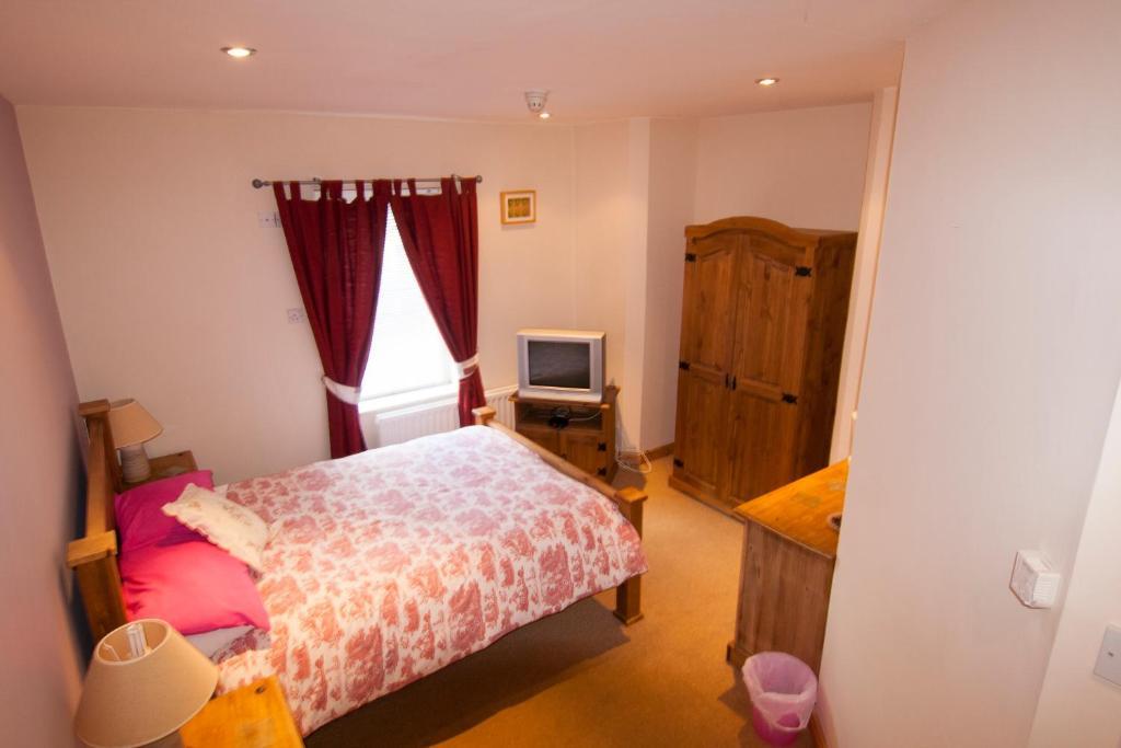 Clarmont Guest House พอร์ตรัช ห้อง รูปภาพ